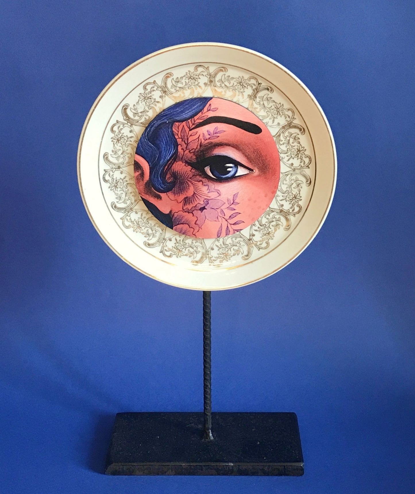 Assiette «Blue eye»