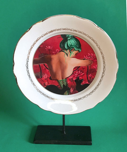 Assiette «Black sphinx»